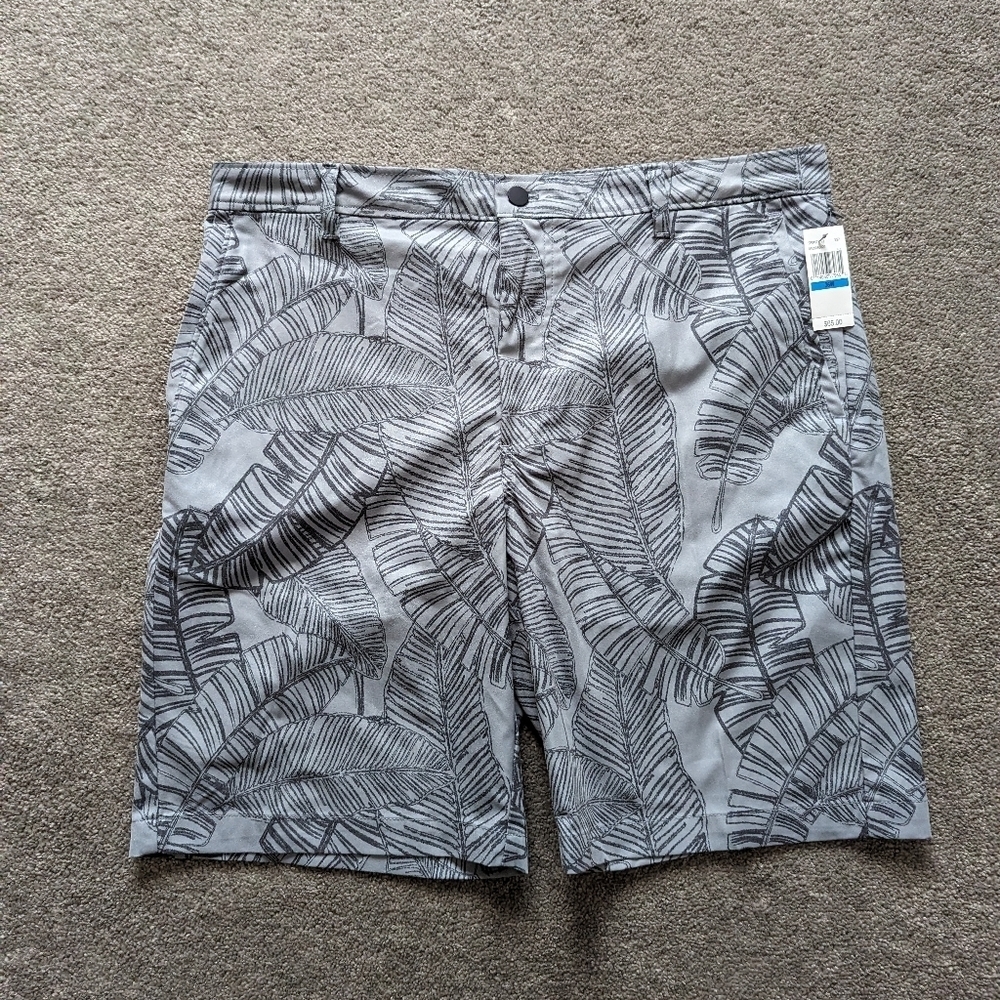 Van Heusen flat front casual chino shorts palm gray size 36 NEW
